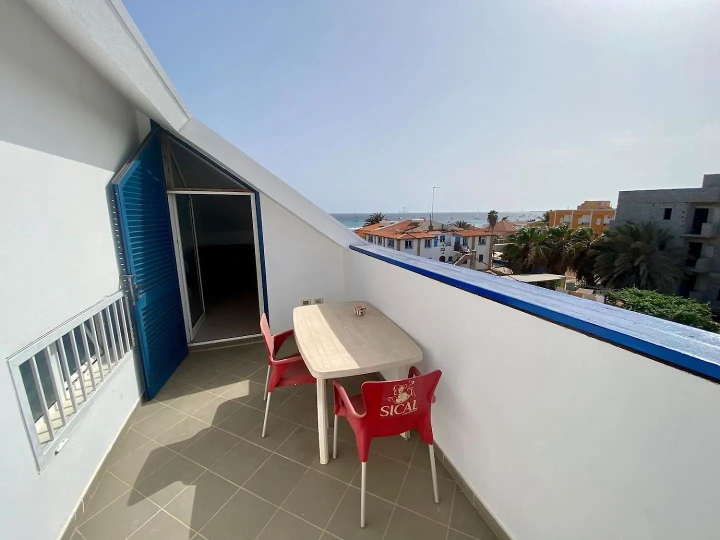 Leme Bedje Three Bedroom - By Bobbywashere Santa Maria Cape Verde