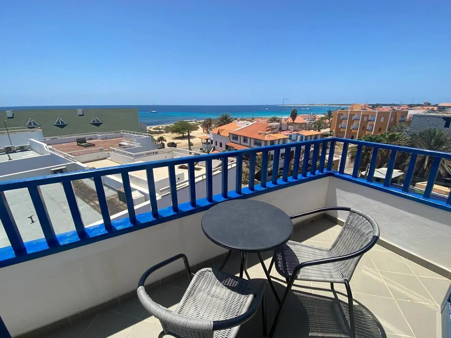 Leme Bedje Three Bedroom - By Bobbywashere Santa Maria Cape Verde